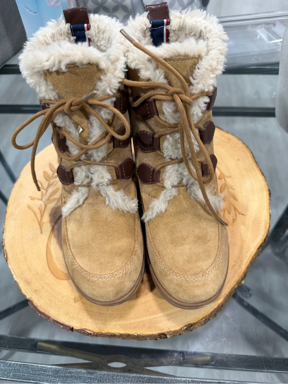 Tommy Hilfiger Tan Suede Faux-Fur Lace-Up Winter Boots